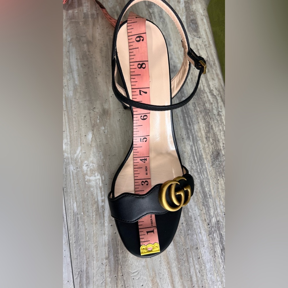 Gucci AUTHENTIC Marmont High Block Heel Sandal - Picture 16 of 17